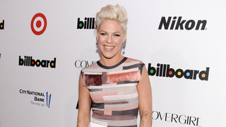 “Billboard”-н энэ оны шилдэг Поп стар эмэгтэйгээр Пинк шалгарчээ